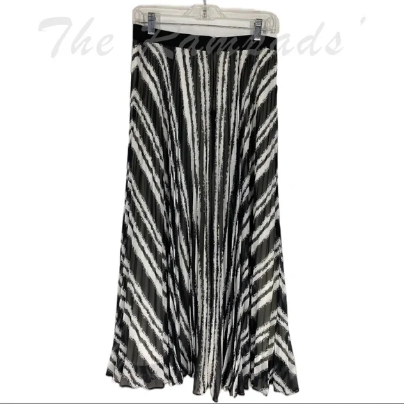 NWOT Ann Taylor Black and White Zebra Stripes Maxi Long Skirt Size Small… - Picture 2 of 6